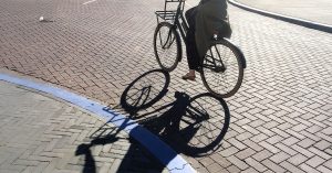 Ваше здоровье мозга может выиграть от езды на велосипеде, чем ходьбы