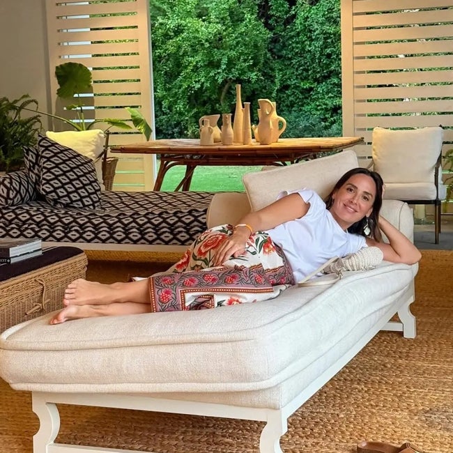 Тамара Фалко, в сцене летом,