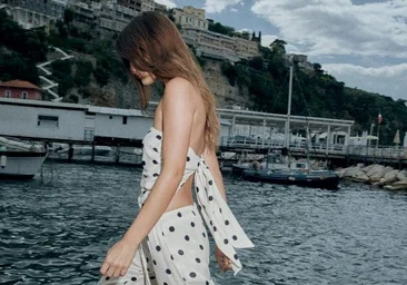 Мы нашли в Zara брюки, которые подходят лучше всего: они представлены в семи разных цветах.