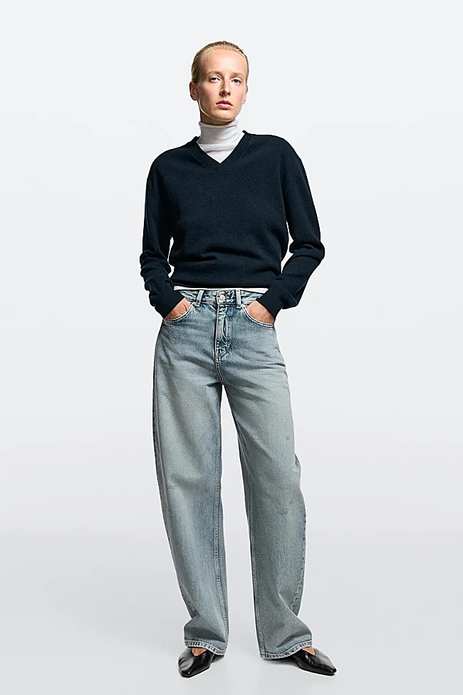 Джинсы-бочонки Massimo Dutti (59,99 евро)