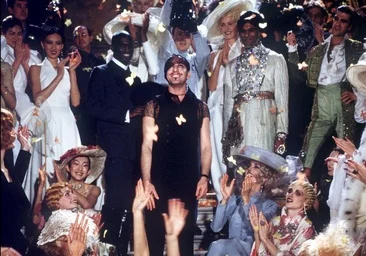 Мы рассматриваем архив Christian Dior Джона Гальяно после его недавнего контракта с Мартой Ортегой.