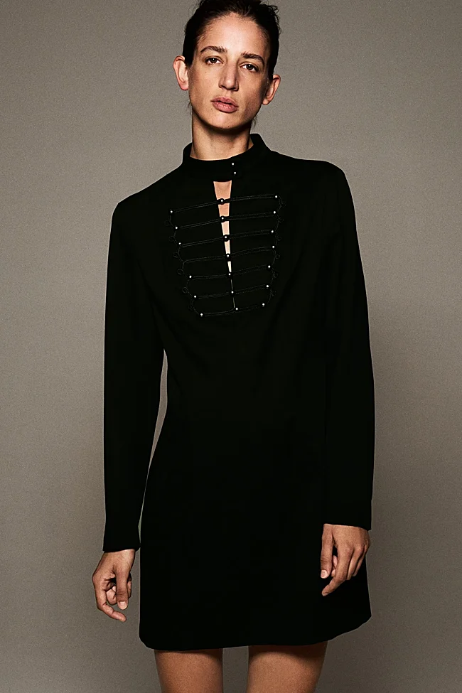Черное платье H&M (40 евро)