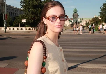 Осенние образы по мнению Евгении Ганноверской, самой стильной модельной племянницы Каролины Монако.