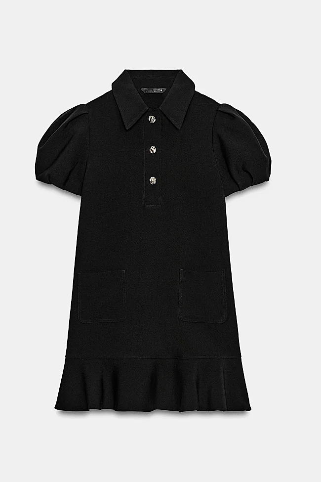 Черное платье Zara (35,99 евро):