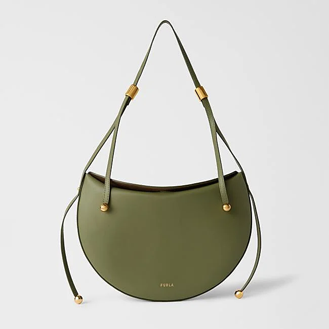 Сумка-полумесяц Furla, 280 евро.